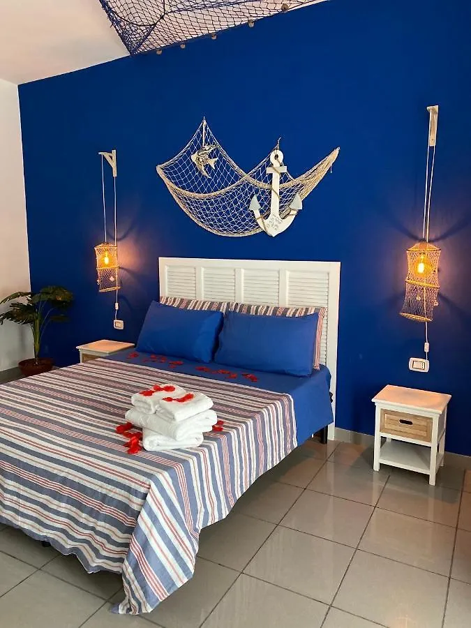 **  Laetitia Guest House116 Napoli Italia