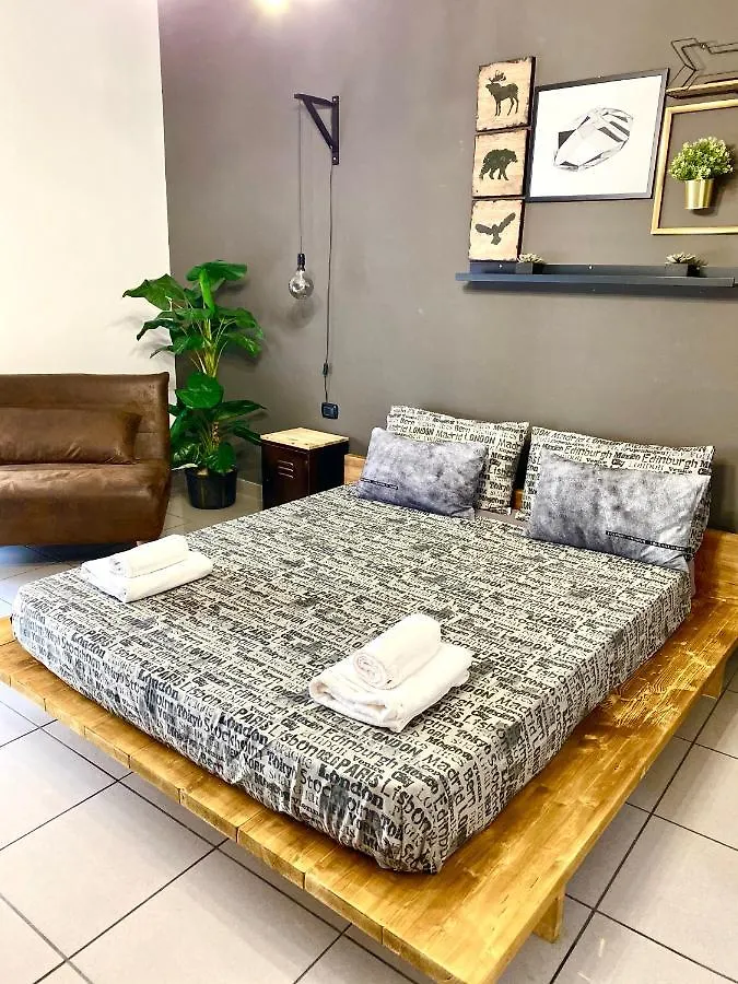 Laetitia Guest House116 Napoli
